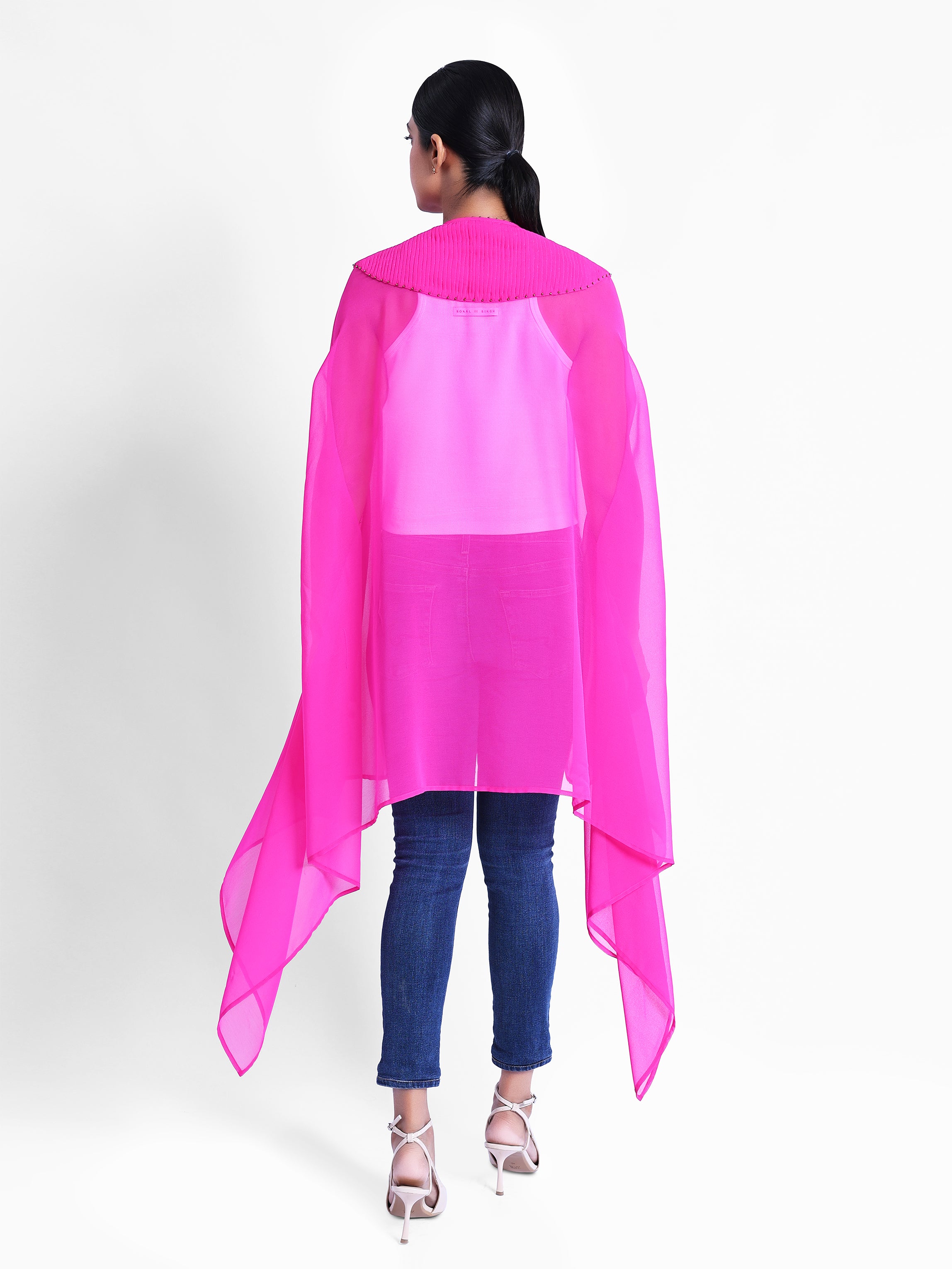 Inaya Pintuck Cape